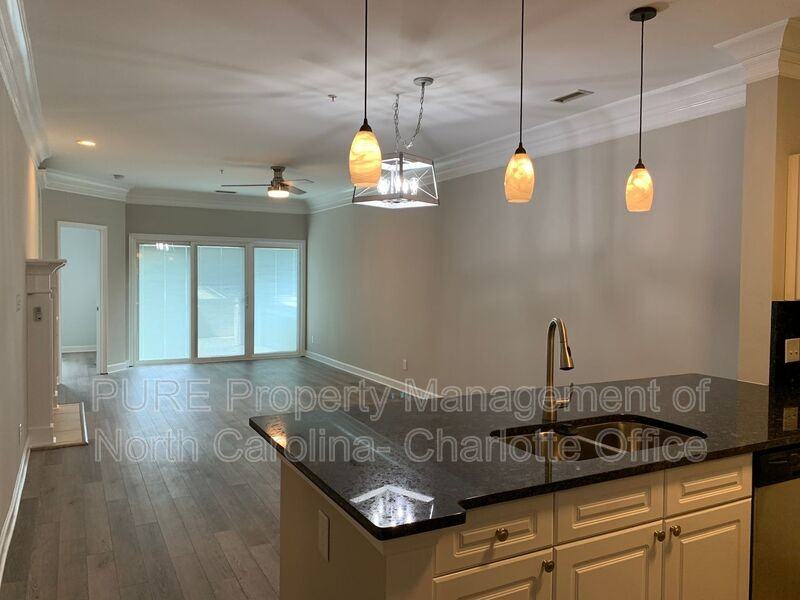 18816 Nautical Dr #10 - Photo 6 of 38