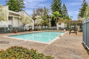 1055 N Capitol Ave - Photo 1 of 1