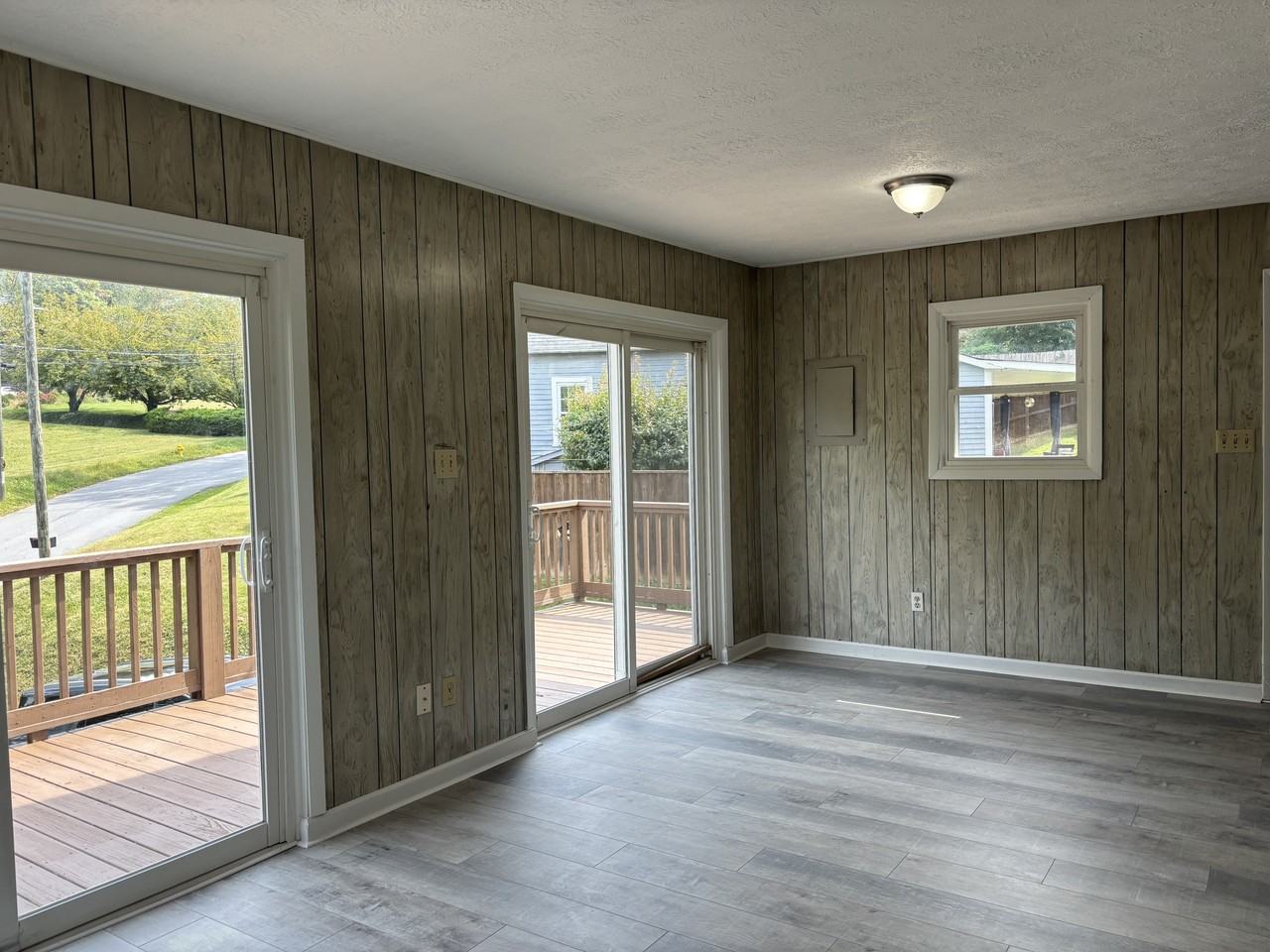 31 Wyatt St - Photo 3 of 14