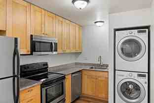 820 Casanova Ave - Photo 1 of 1