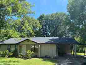 2325 W Holly St - Photo 1 of 1