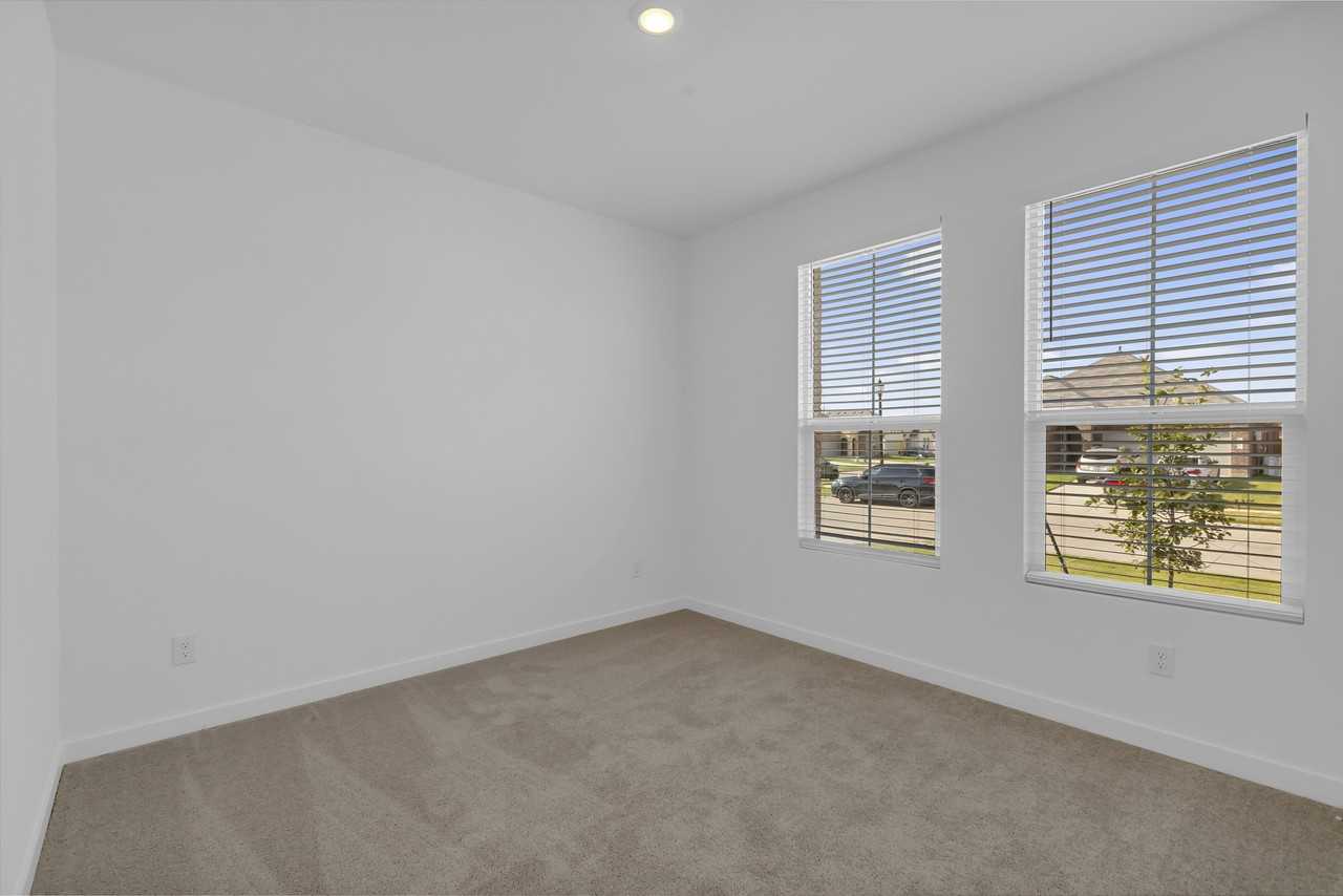 904 Rain Tree Rd - Photo 7 of 34