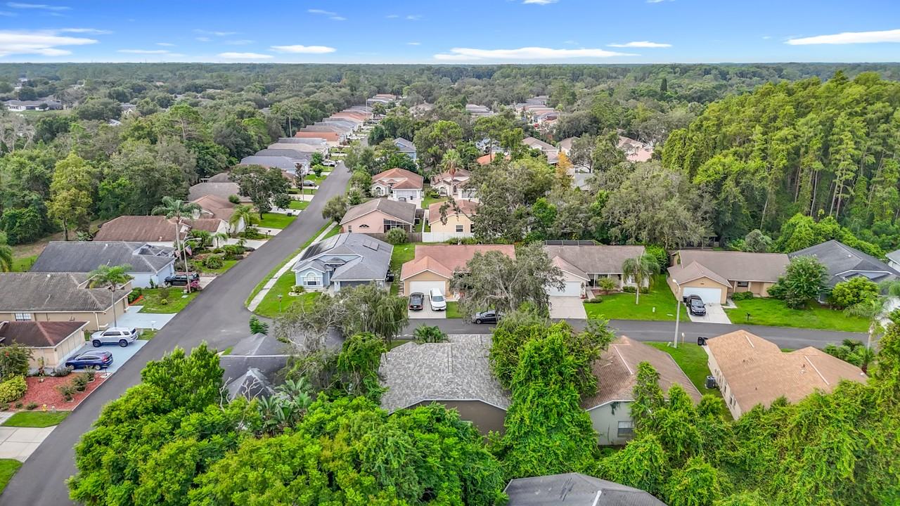 11029 Bentwood Court - Photo 2 of 23