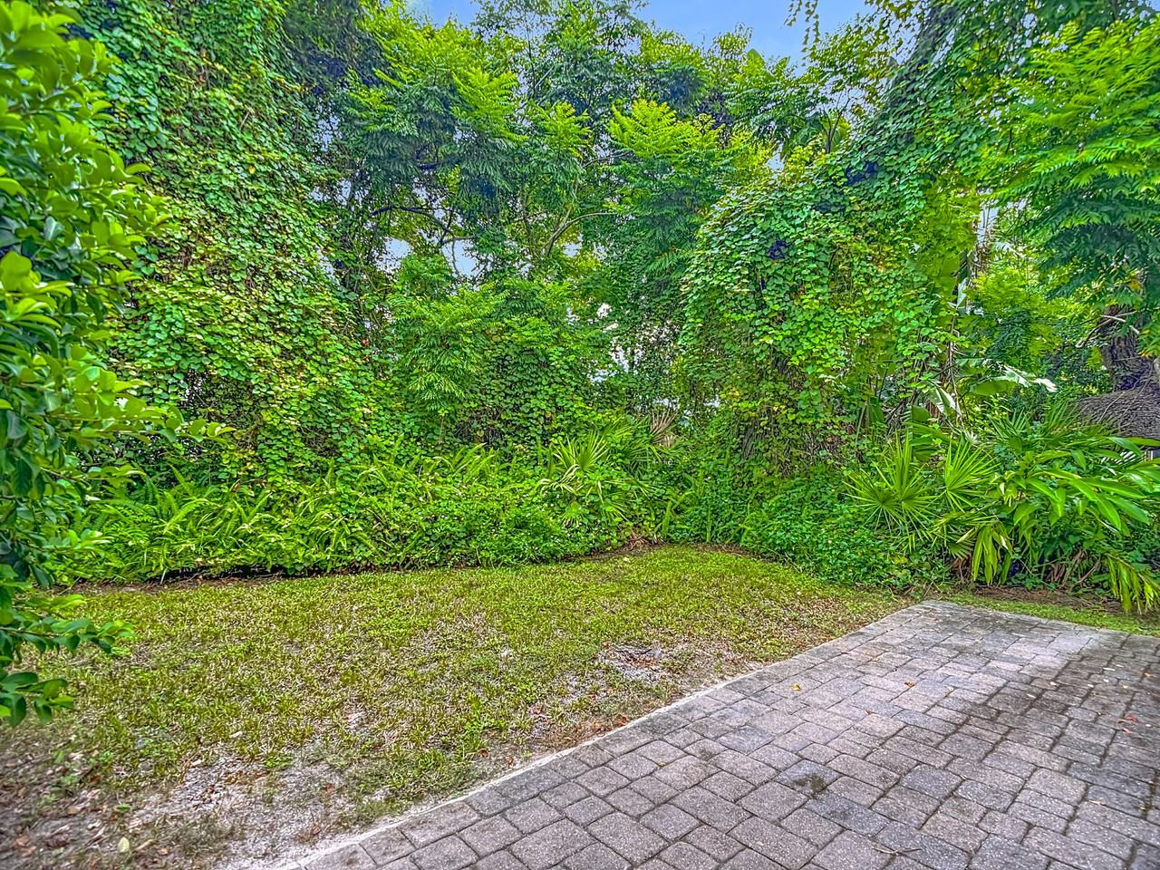 11029 Bentwood Court - Photo 4 of 23