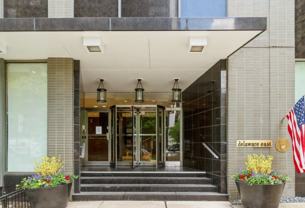 253 E Delaware Pl #14A - Photo 1 of 1