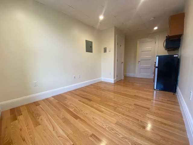 302 Newbury St #10