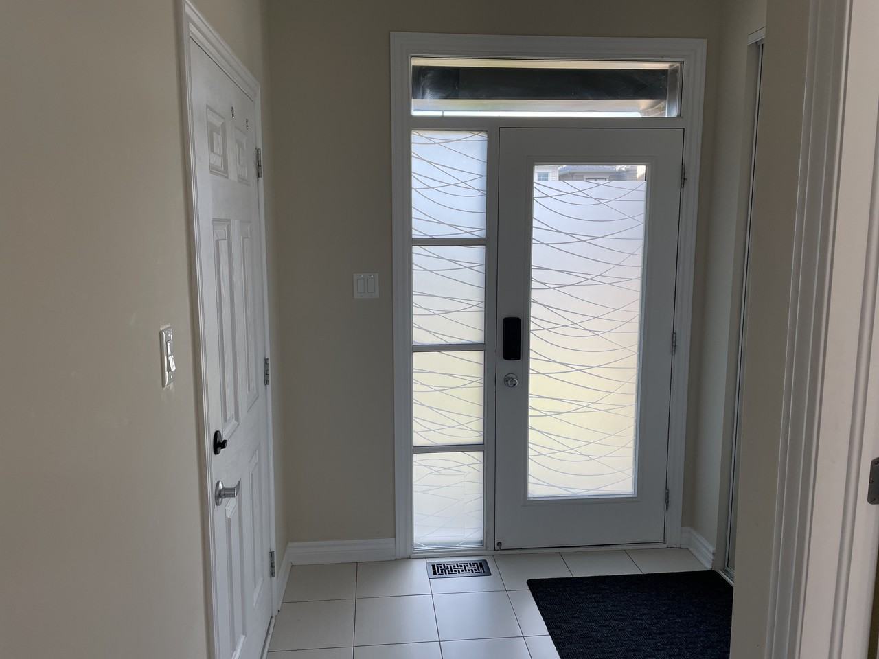 213 Kimpton Drive - Photo 2 of 23