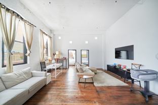 5 Delevan St #3J - Photo 1 of 1