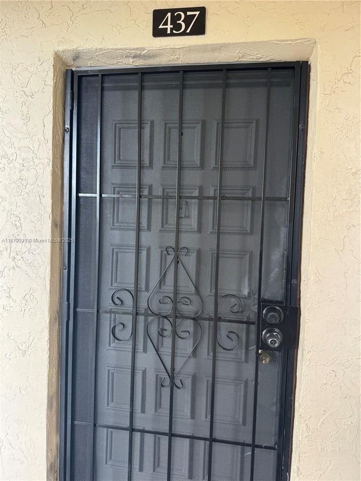 3001 Northwest 48th Avenue #437