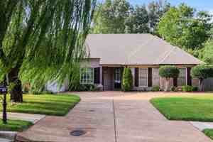 featured image of 8830 River Pine Dr