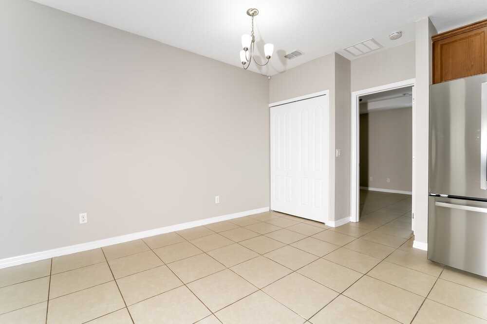 1550 Sterns Dr - Photo 6 of 16