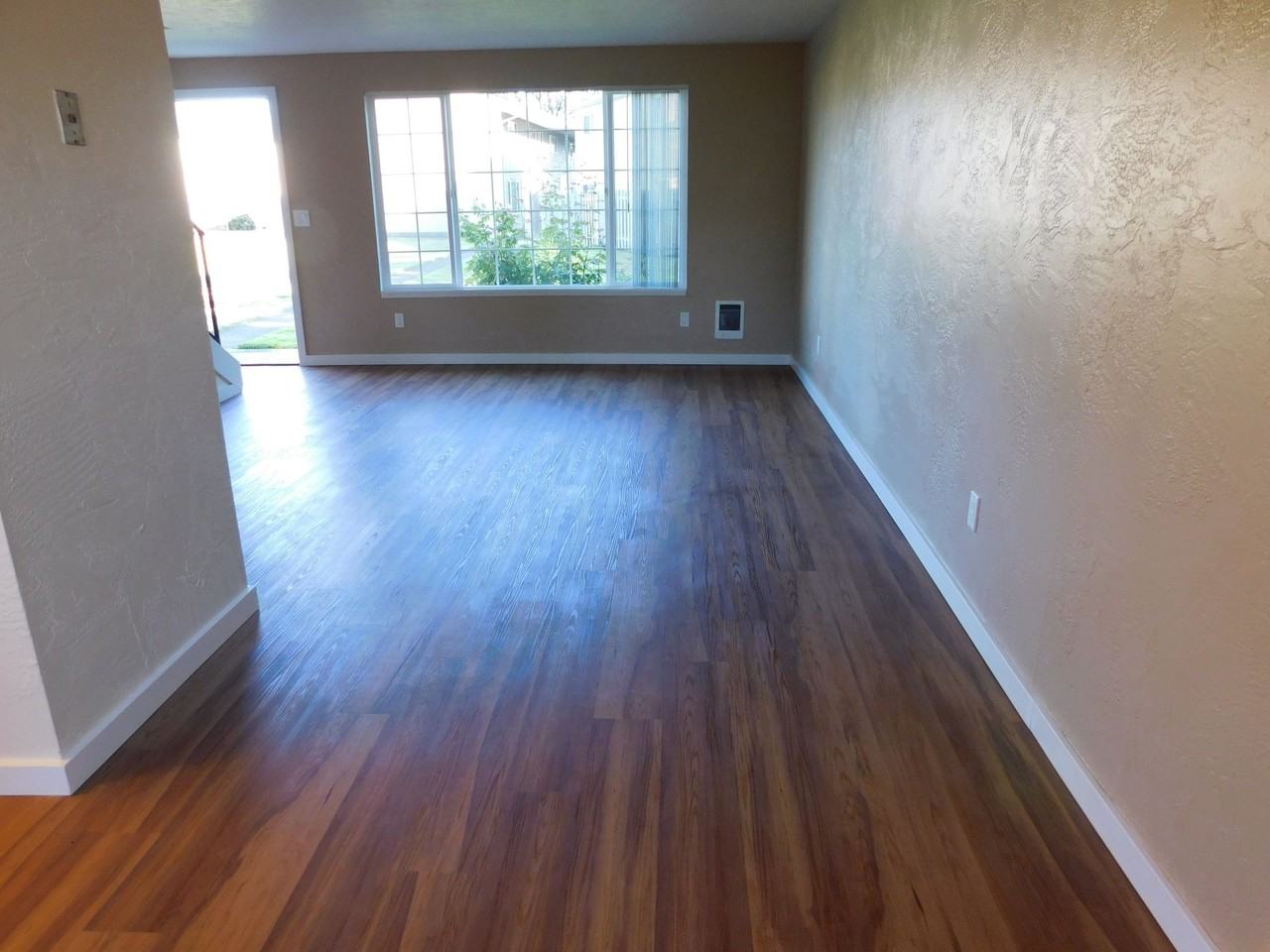 Lakeside Manor Townhomes - Photo 5 of 23