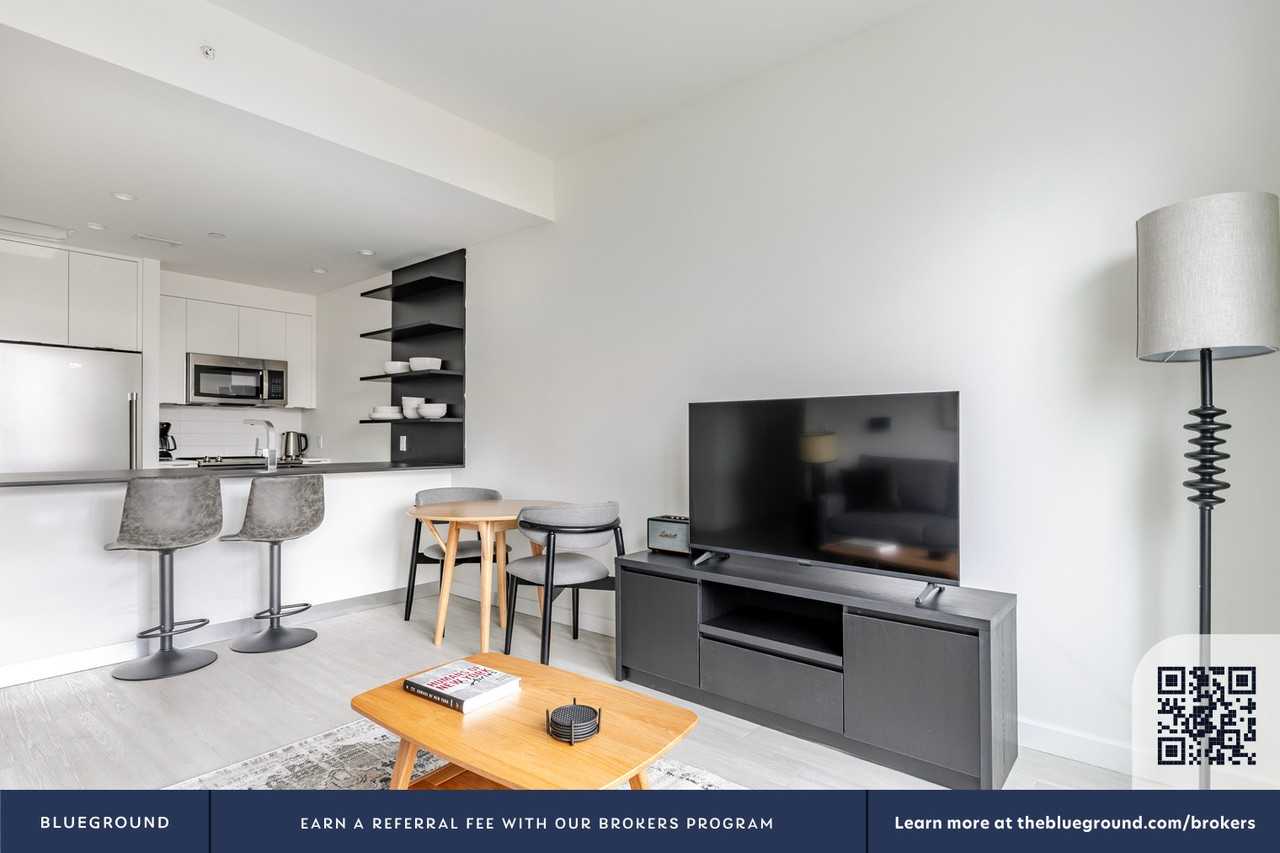 22 Chapel St #2035 - Photo 5 of 23