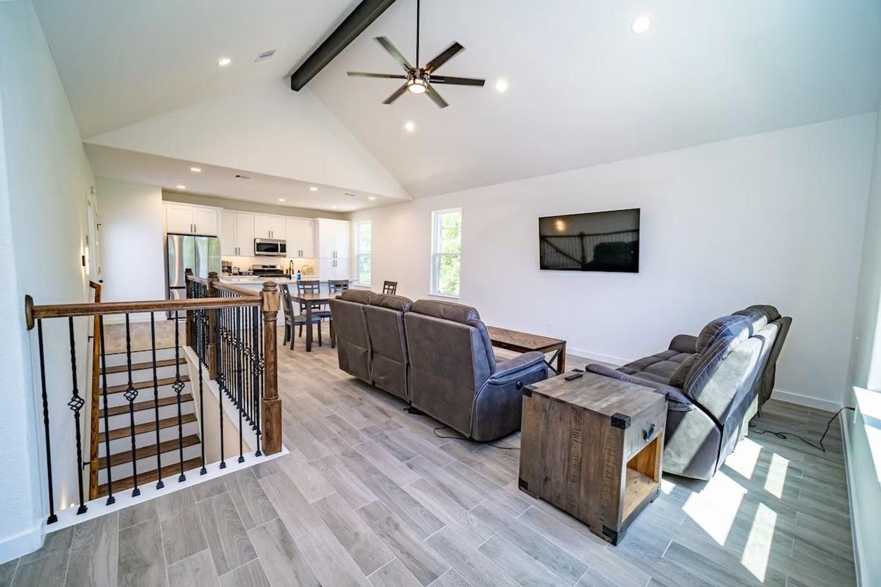 4706 Idaho Street #1295571P - Photo 2 of 37