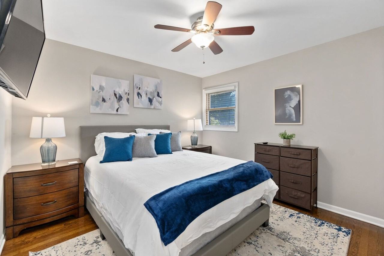 6911 W 87th St #1298092P - Photo 7 of 22