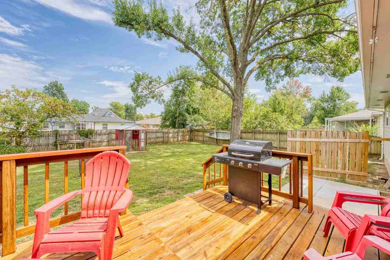 312 Crestview Dr #1297039P - Photo 2 of 22