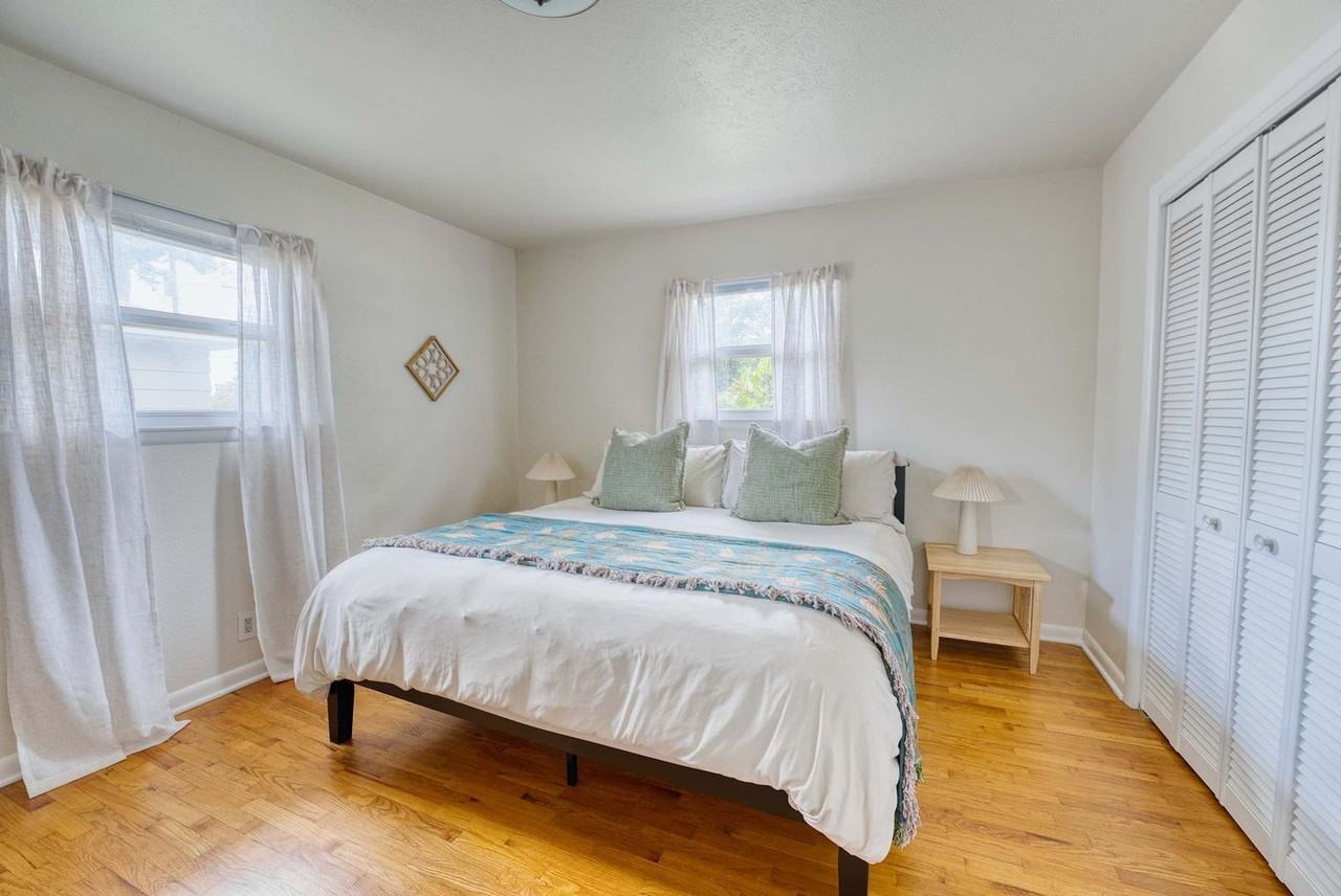 312 Crestview Dr #1297039P - Photo 6 of 22