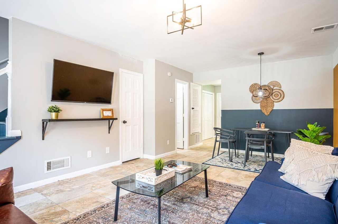 1283 Sweet Pine Drive #1299352P - Photo 4 of 27