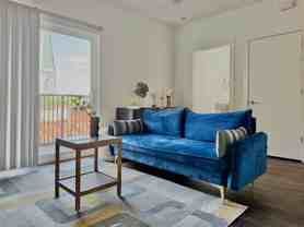 542 Boulevard Northeast - Photo 1 of 1