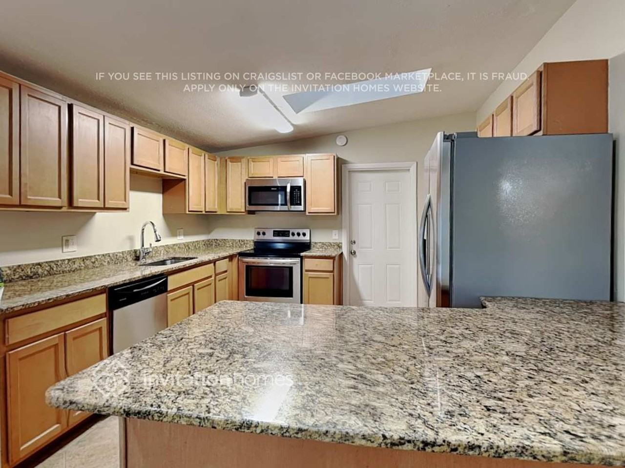 2310 Sunderland Rd - Photo 7 of 17