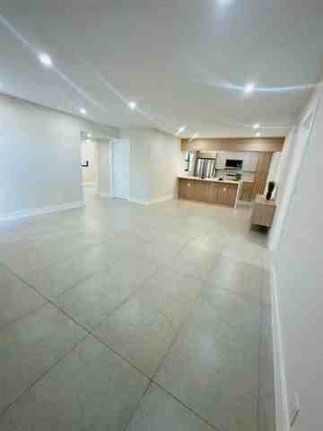 327 Kingsbridge Street - Photo 2 of 10