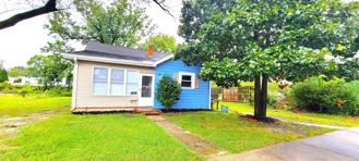 104 Middle Neck Ln - Photo 1 of 1