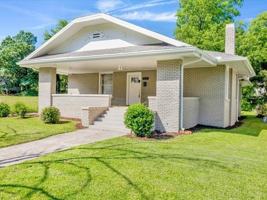 featured image of 1320 33rd St N