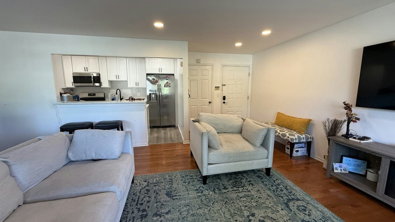 50 W Lindsley Rd Apt 44 #44 - Photo 2 of 14