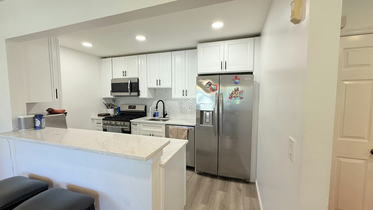 50 W Lindsley Rd Apt 44 #44 - Photo 5 of 14