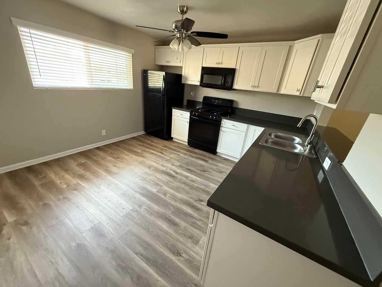 Rancho del Sol - Photo 5 of 37