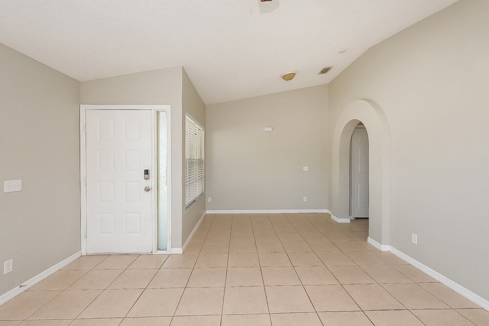 1513 Birchstone Ave - Photo 4 of 16
