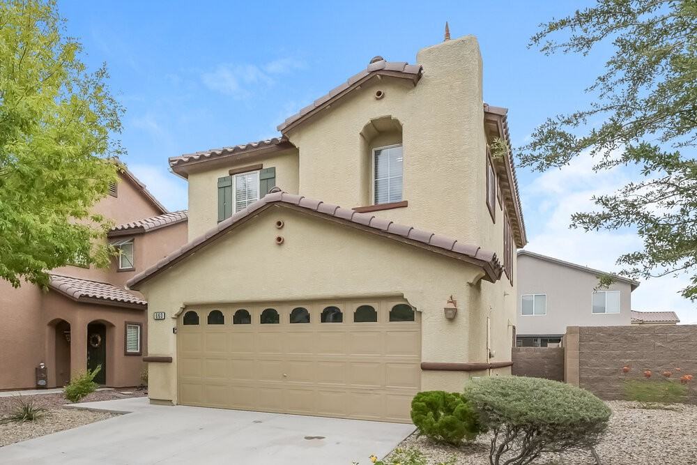 660 Desert Passage St - Photo 4 of 17