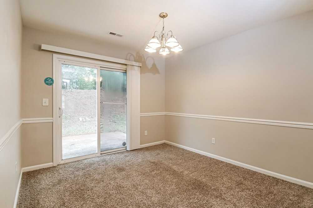 5712 Falls Ridge Ln - Photo 6 of 17