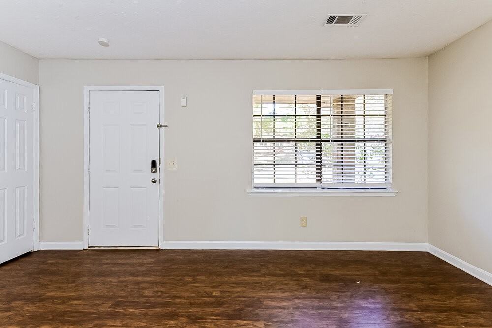 107 Fairview Place - Photo 4 of 16