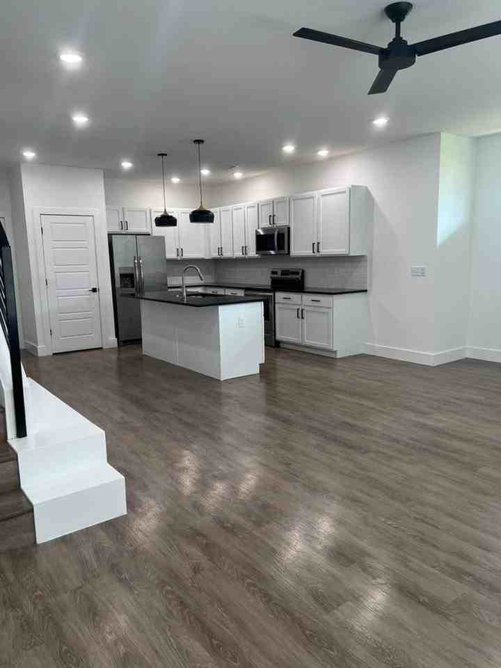 Elm Tree Townhomes - Photo 4 of 36