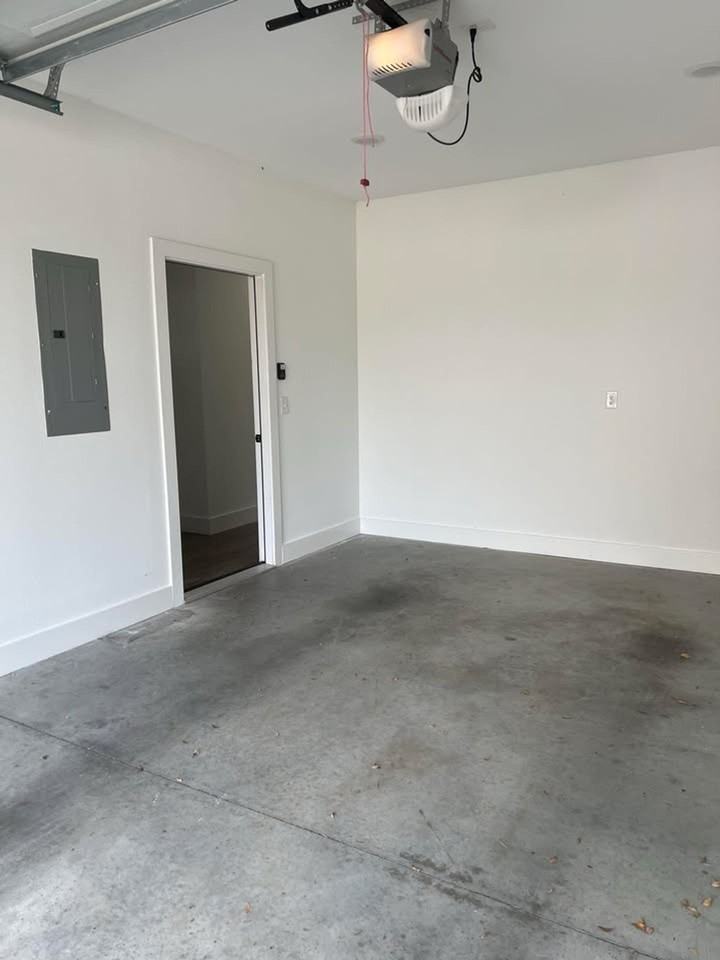 Elm Tree Townhomes - Photo 6 of 36