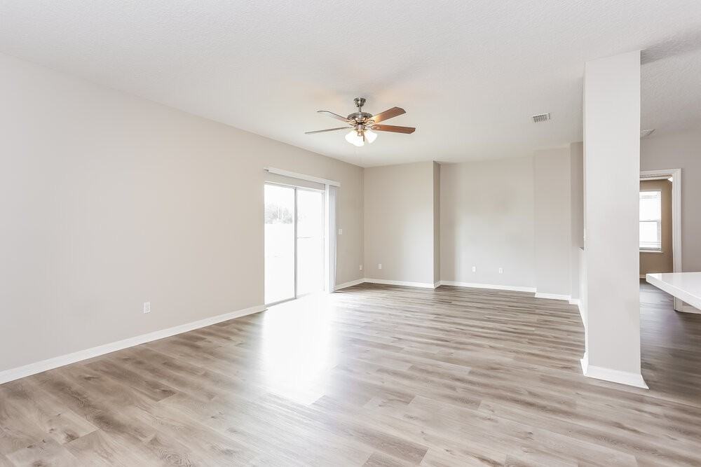 5060 Magnolia Valley Dr - Photo 3 of 16