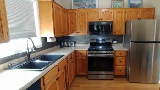 341 72nd St N - Photo 4 of 7