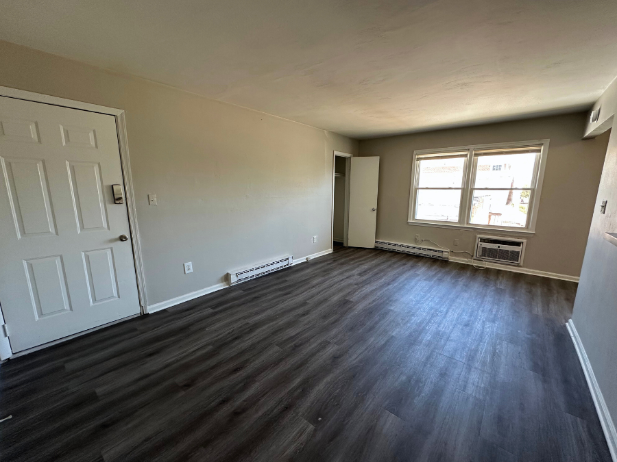 9511 1st View Street - Photo 3 of 8