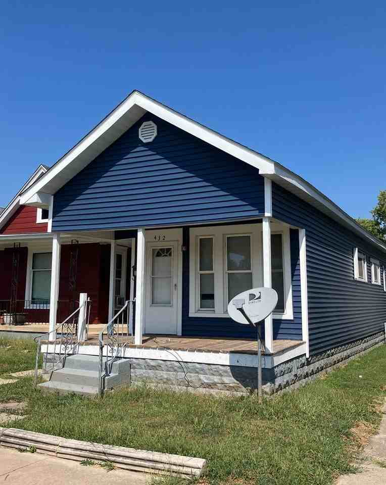 432 2nd Avenue - Photo 3 of 15