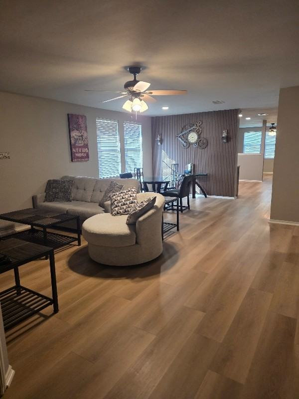 12817 Cowper Dr - Photo 4 of 18