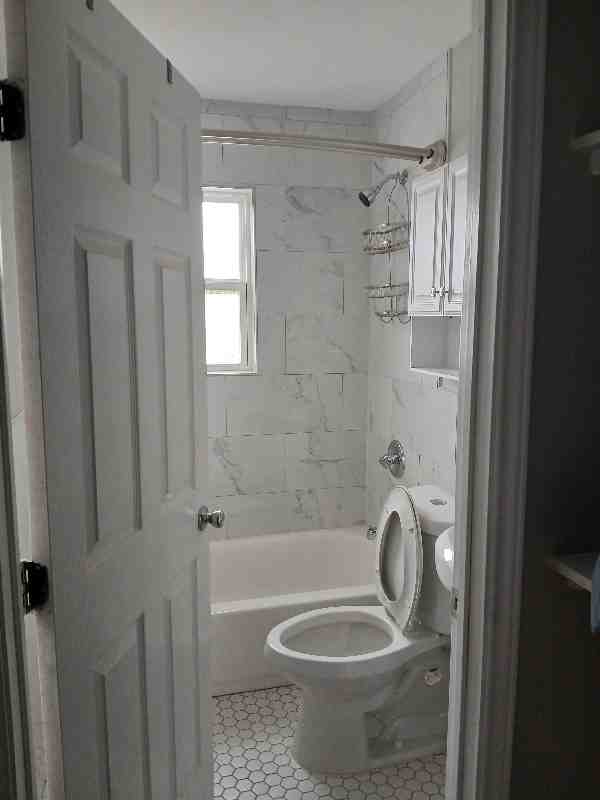 1708 Avenue B - Photo 3 of 11