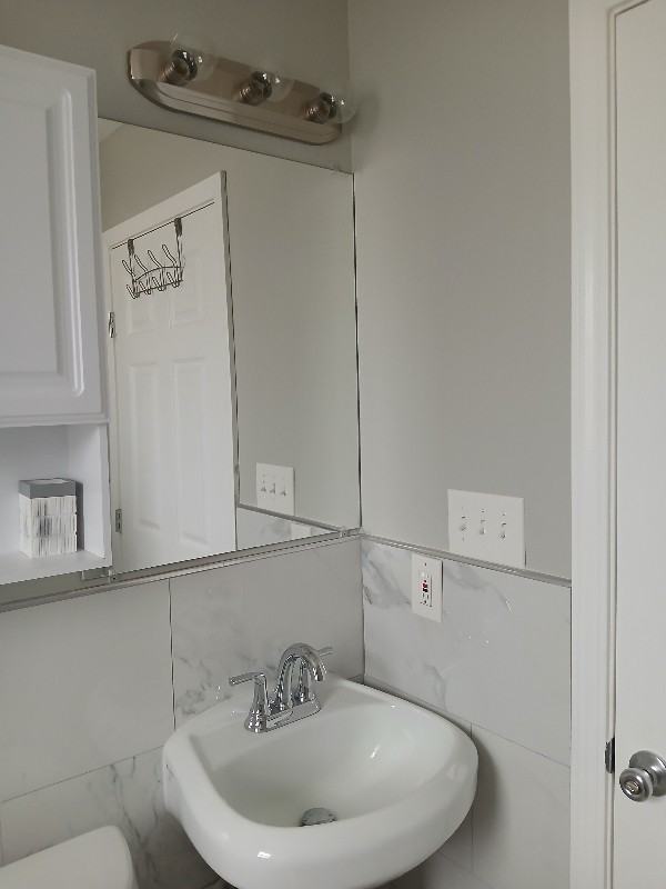 1708 Avenue B - Photo 4 of 11