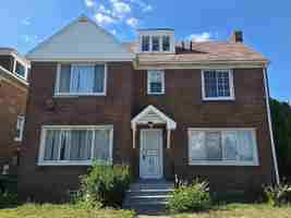 featured image of 4202 Sturtevant Avenue