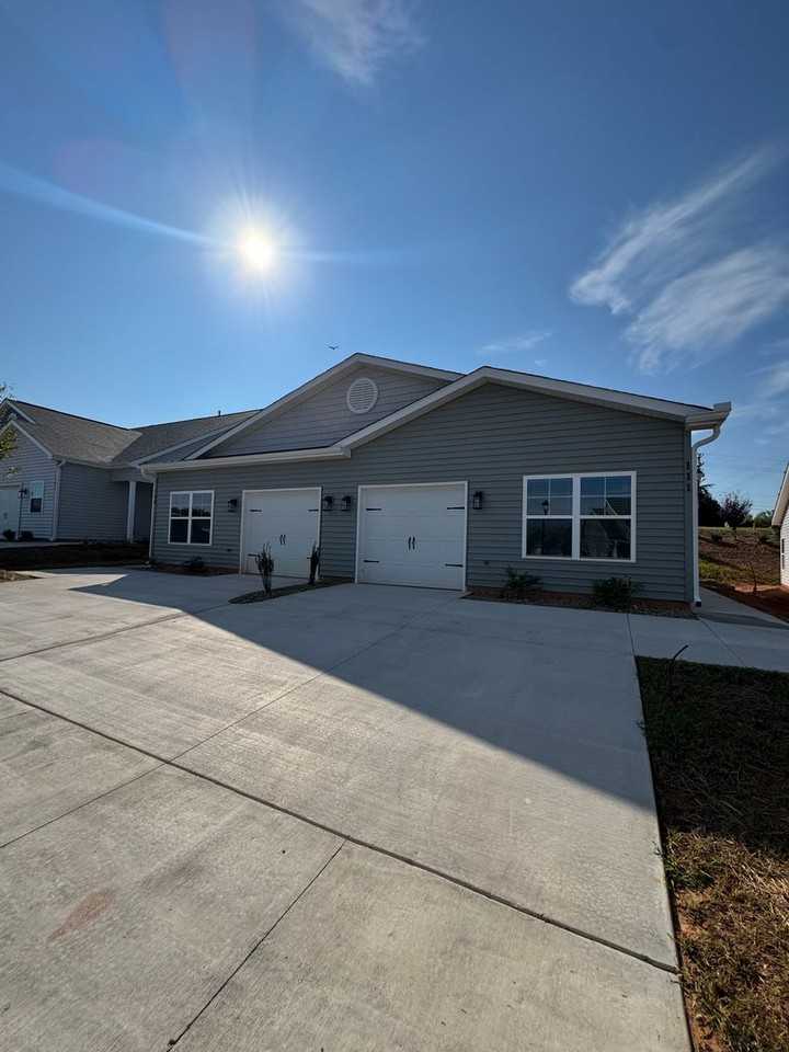 111 Brawley Villas Pl - Photo 3 of 22