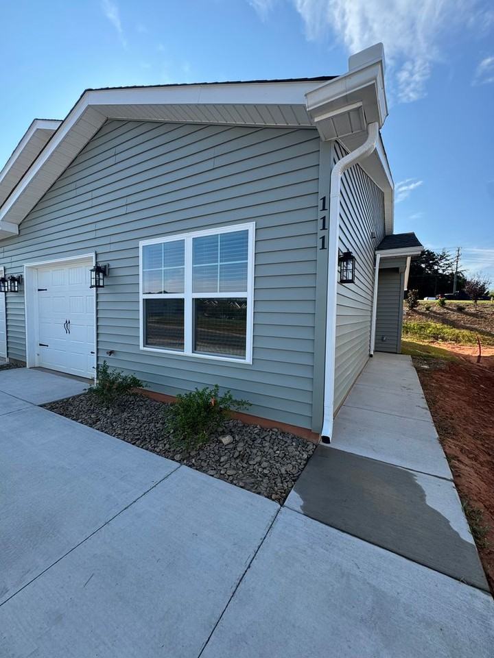 111 Brawley Villas Pl - Photo 5 of 22