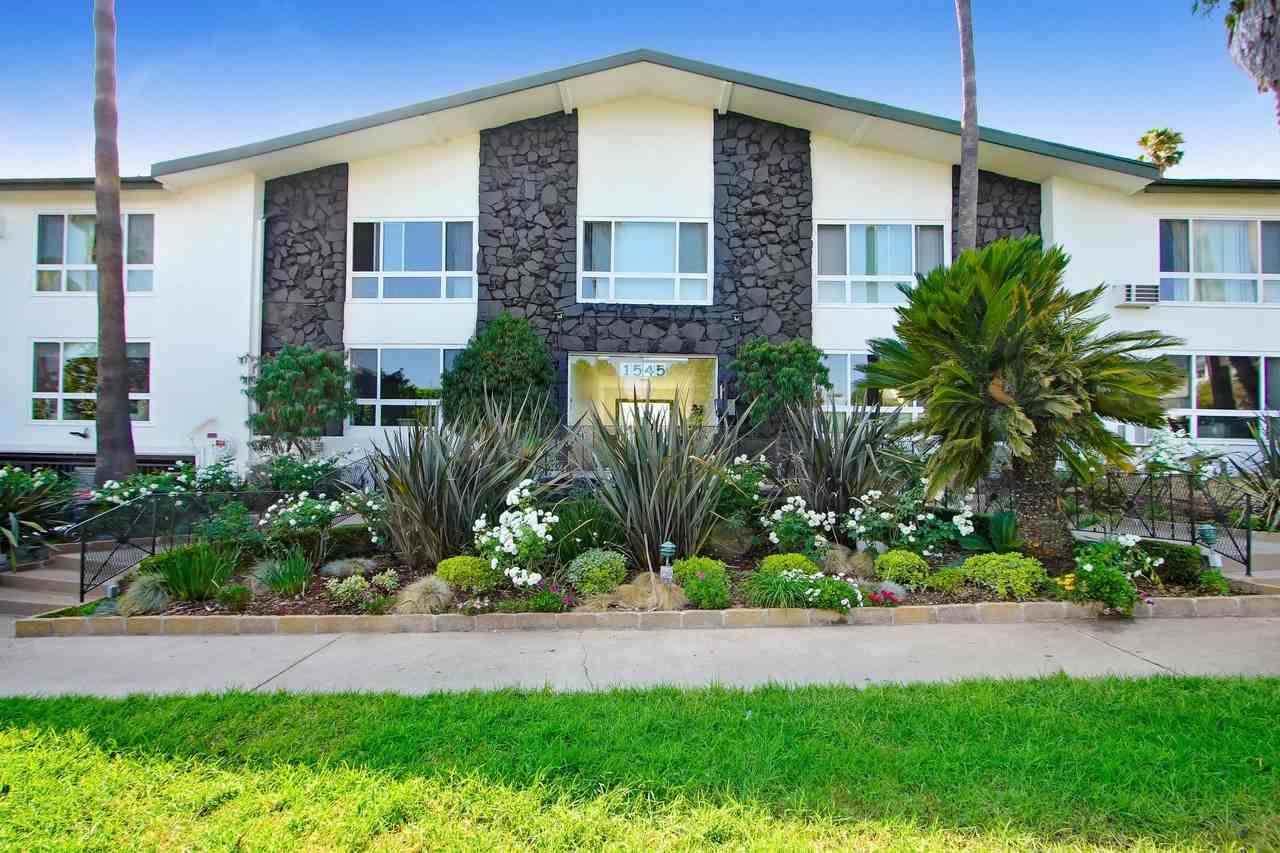 1545 North Laurel - Photo 7 of 50