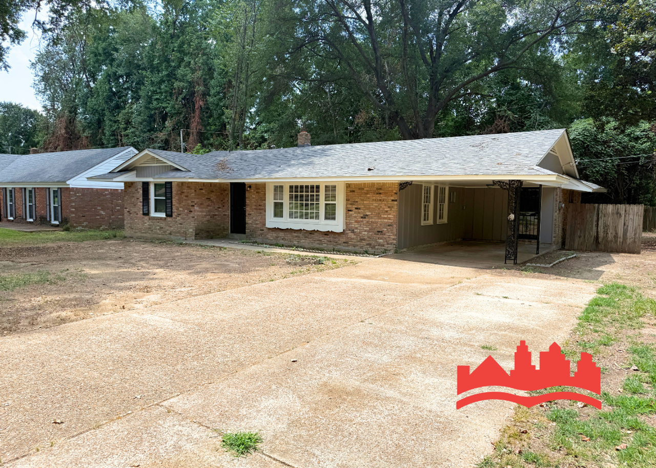 4801 Dianne Dr - Photo 2 of 16