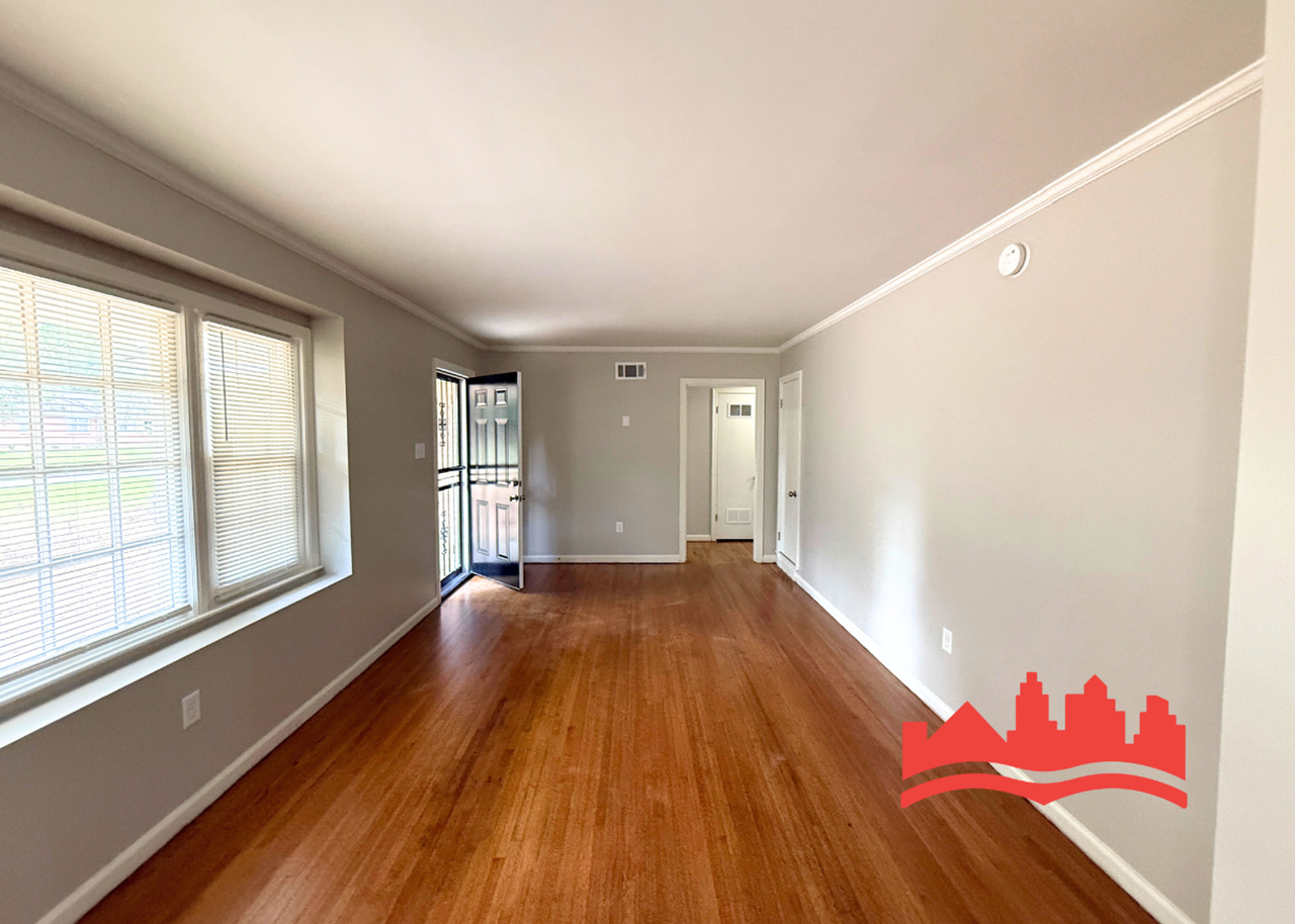 4801 Dianne Dr - Photo 4 of 16