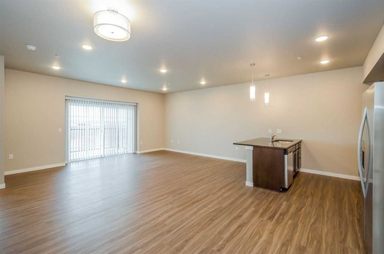 Sunny Ridge Townhomes - Photo 2 of 14